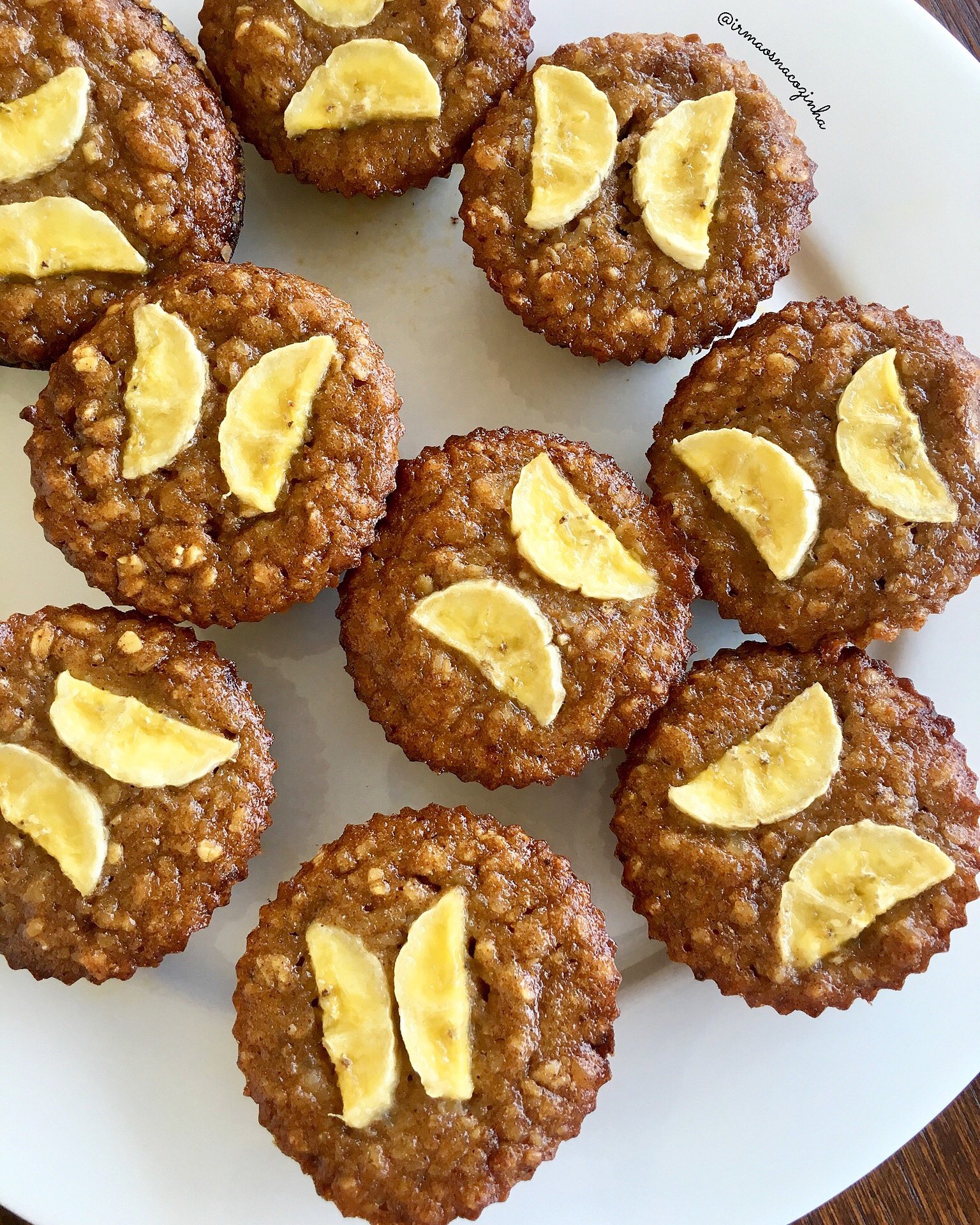 Bolinho de banana com aveia – Irmãos na Cozinha